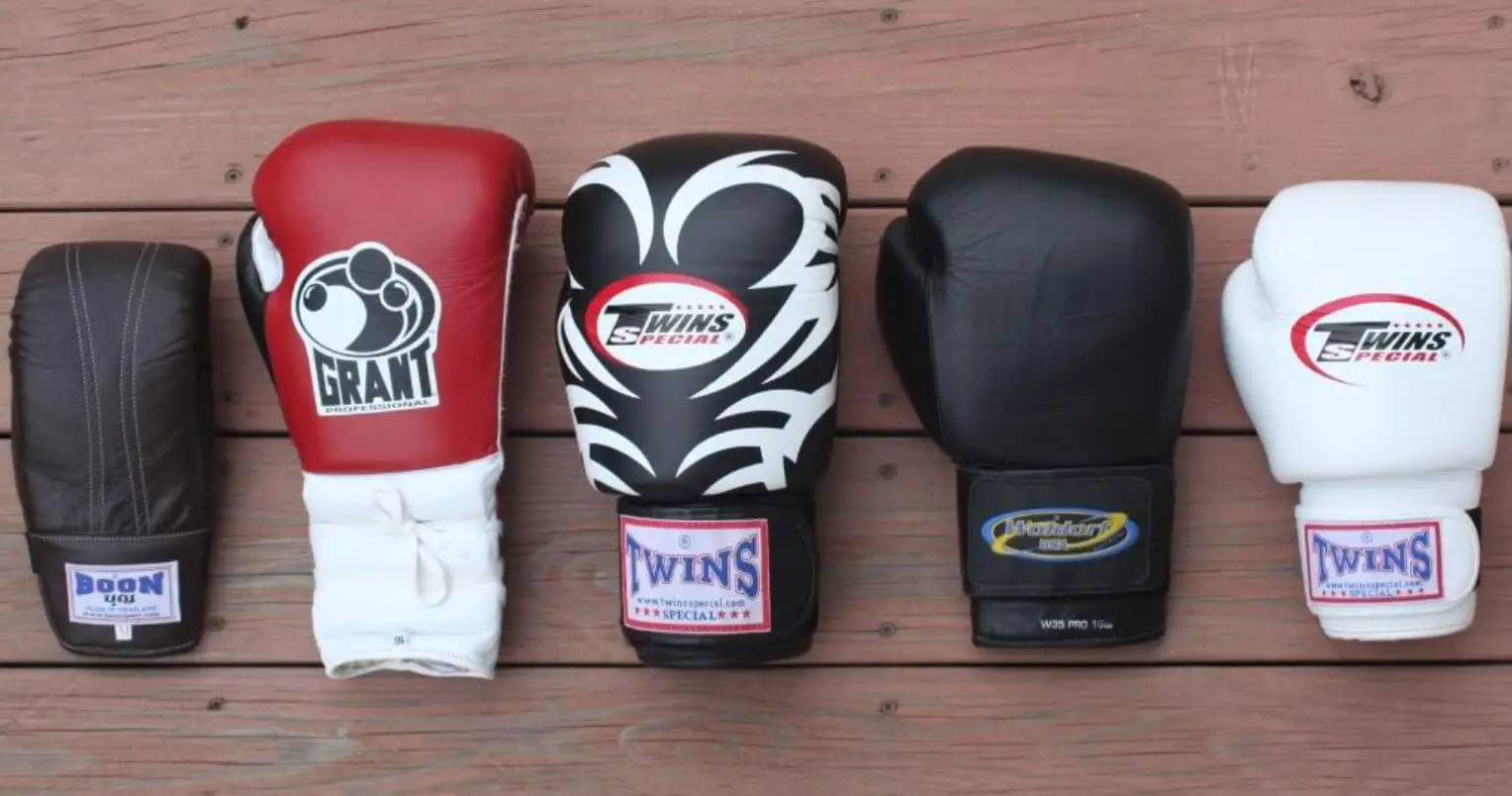 how to pick best boxing gloves for you - best size