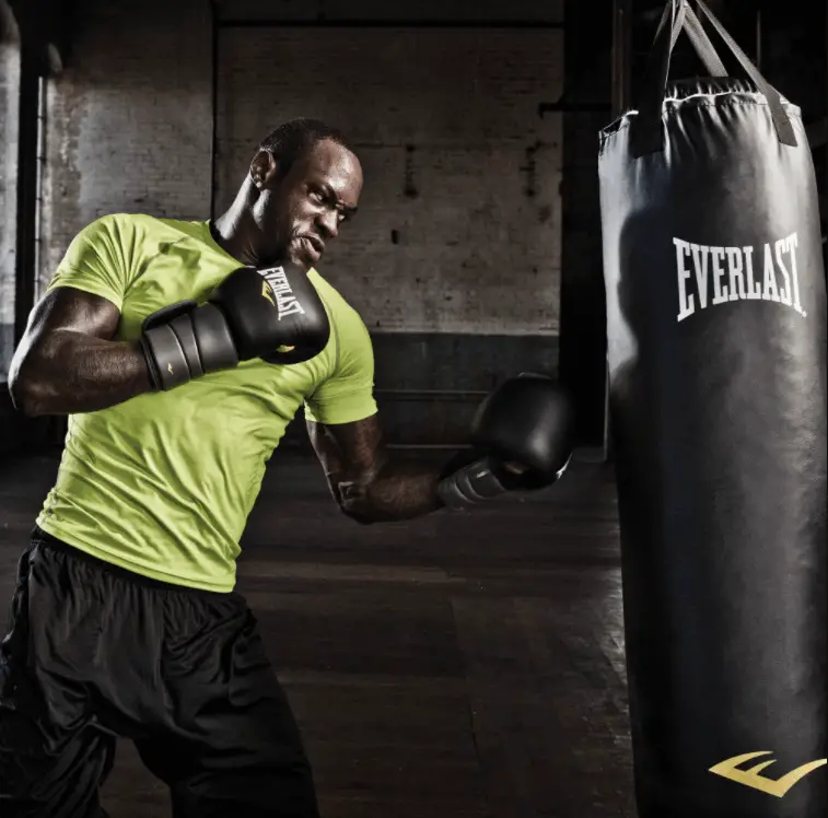 Everlast Nevatear Boxing Heavy Bag is a great choice for beginners