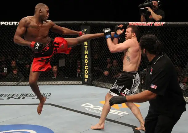 Mixed Martial Arts. what is it and what forms of fighting sports go into it